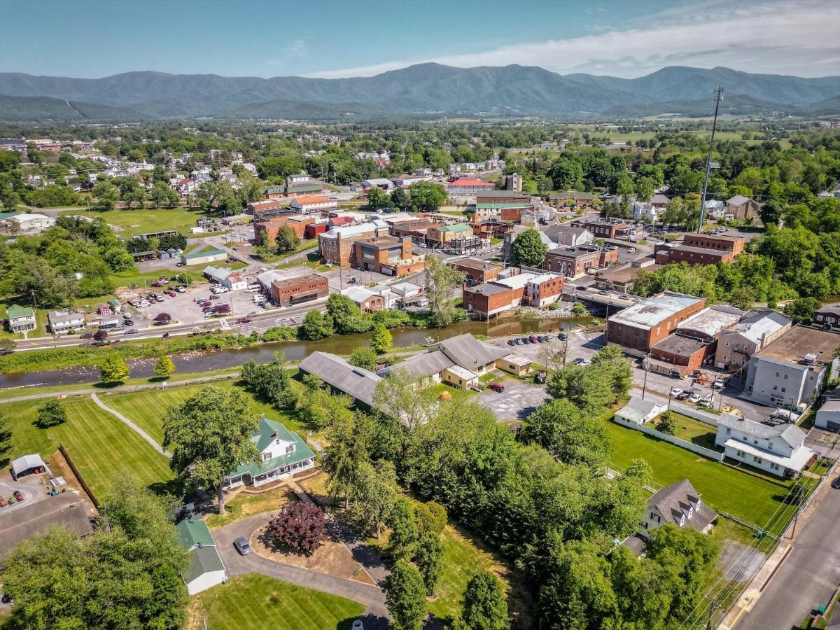 The Legacy Inn Luray Virginia ภายนอก รูปภาพ